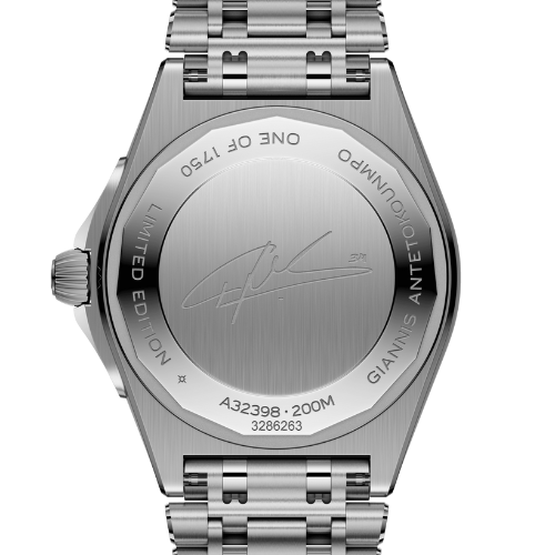 Breitling Chronomat GMT 40 Giannis Antetokounmpo