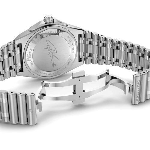 Breitling Chronomat GMT 40 Giannis Antetokounmpo