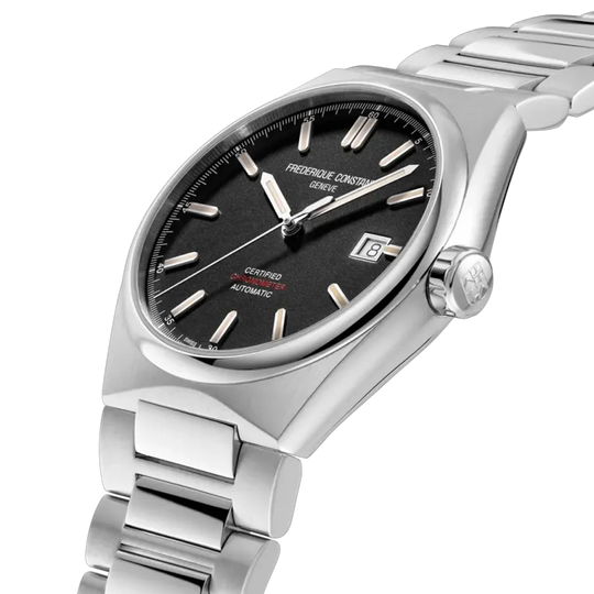 Frederique Constant Highlife COSC med autoamtisk verk, sort skive og kasse og lenke i stål. 