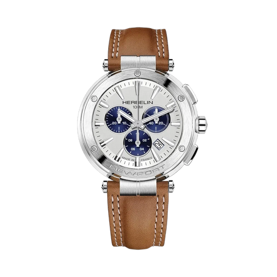 Herbelin Newport Chrono 37688a42gd herreklokke på 43 mm med quartzverk, sølvget skive og skinnrem. Vanntett til 100 meter.