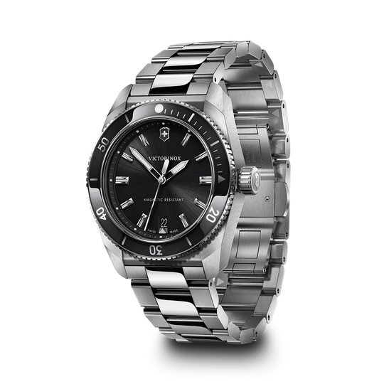 Victorinox Maverick Quartz - 242097 - urmakerlarsen.no