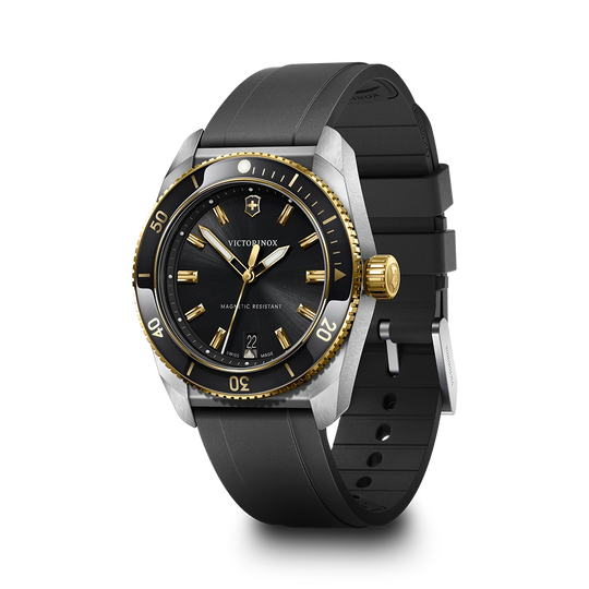 Victorinox Maverick Quartz - 242099 - urmakerlarsen.no