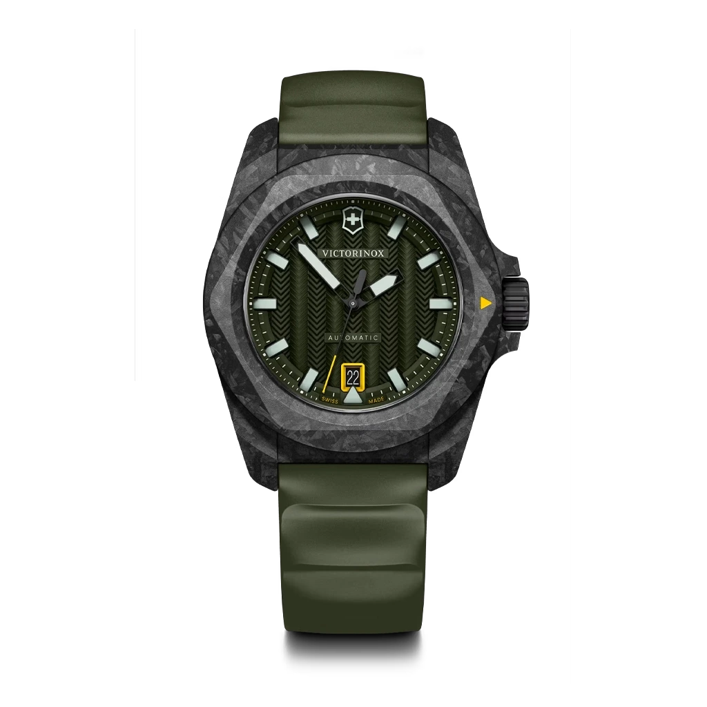 Victorinox I.N.O.X. Automatic herreklokke med grønn skive, kasse i karbon og grønn gummirem. 200 meter vanntett. 