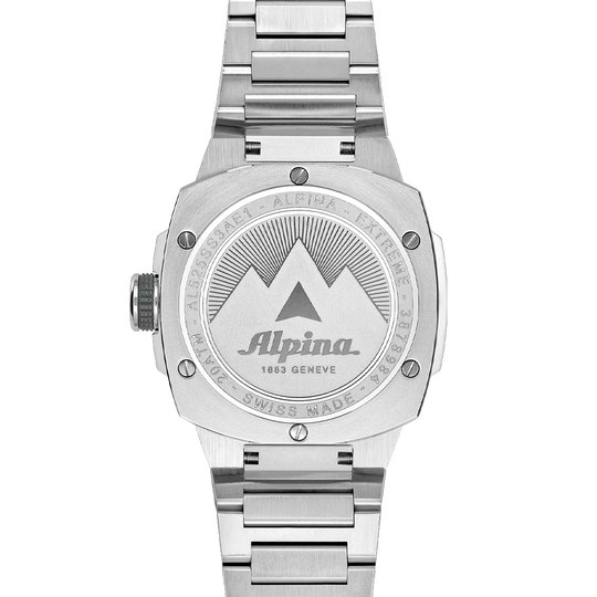 Alpina herreklokke i størrelse 39 x 40.5 mm i titan med sølvfarget skive. 200 meter vanntett.