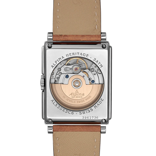 Alpina Heritage Carrée er en rektangulær herreklokke på 39 mm med vintage design og automatisk verk. Rem av strutseskinn.
