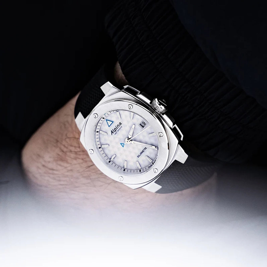 Alpina Alpiner Extreme Solarmetre - AL-140W3AE6 - urmakerlarsen.no
