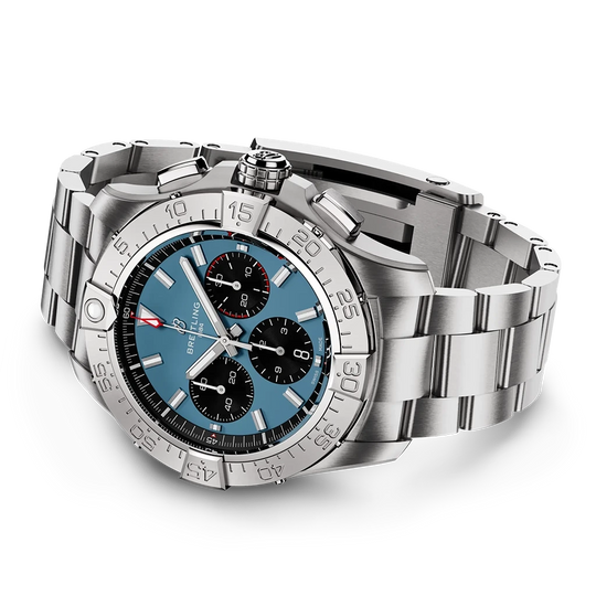 Breitling Avenger B01 Chronograph 44 - AB0147101C1A1 - urmakerlarsen.no