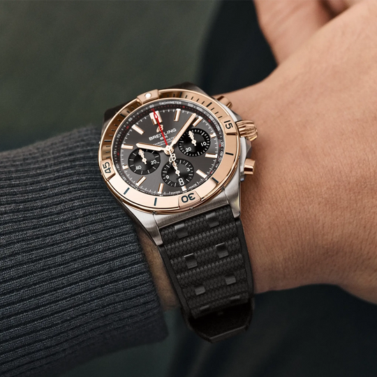 Breitling Chronomat B01 42 - UB0134101B1S1 - urmakerlarsen.no