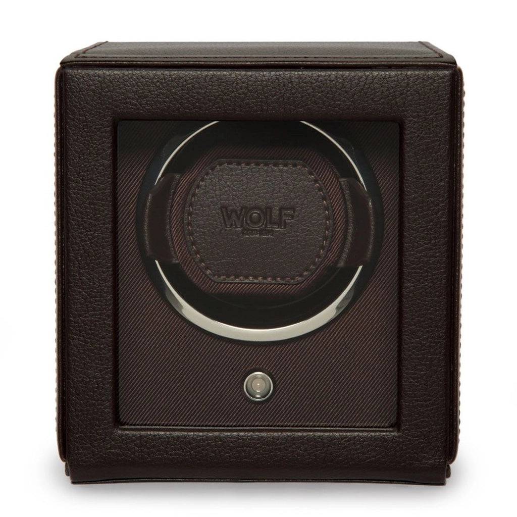 WOLF 1834 Cubs kommer med forhåndsprogrammerte rotasjonsprogrammer. Cubs har 10 sekunders startforsinkelse, 900 TPD (Turns Per Day) og patenterte rotasjonsprogrammer.