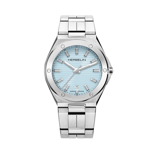 Herbelin Cap Camarat 12245B25 herreklokke på 40,5 mm med lysblå skive, kasse og lenke i stål og quartzverk.