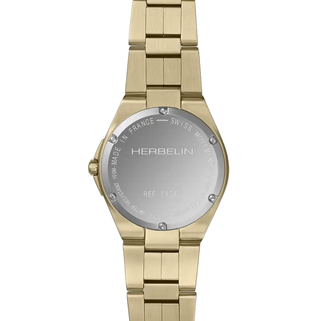 Herbelin Cap Camarat 14545BP1N11 er en gullfarget dameklokke i stål med sølvfarge tallskive, lenke og quartzverk.