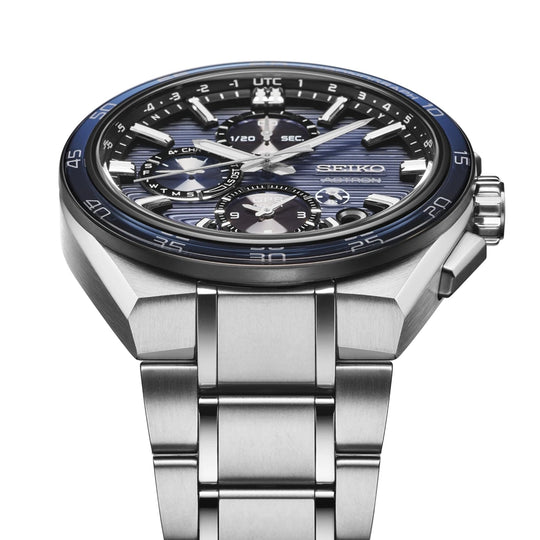 Seiko Astron SSH175 GPS Solar herreklokke på 44 mm i titan med gangreserve på 6 mnd, world timer og perpetualkalender.