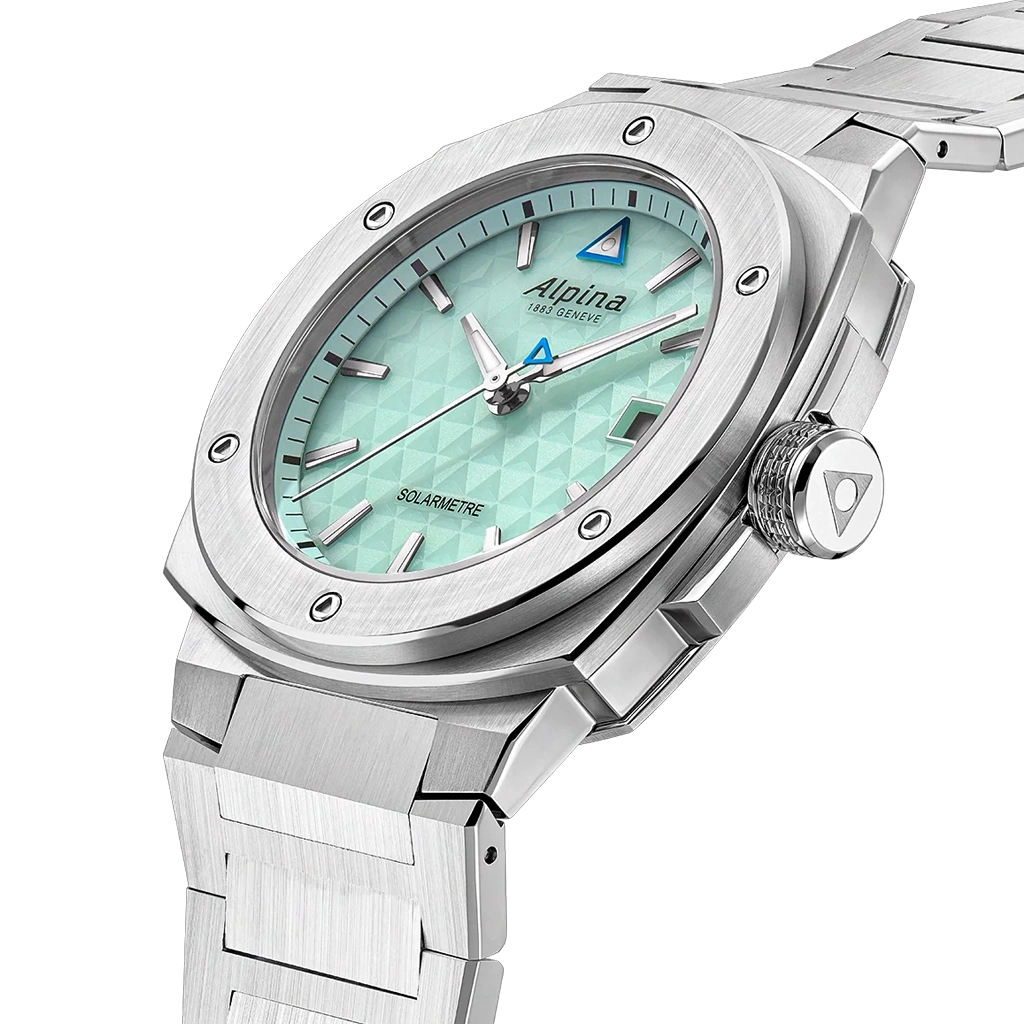 Alpina Alpiner Solarmetre i stål med lysgrønn skive har batterivarighet på 10 måneder uten eksponering for lys. 100 meter vanntett.