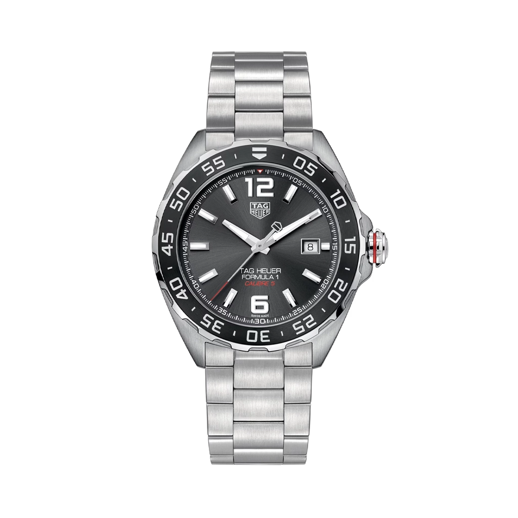 TAG Heuer Formula 1 med calibre 5 automatisk urverk, kasse og lenke i stål og grå sunray tallskive. 200 meter vanntett.