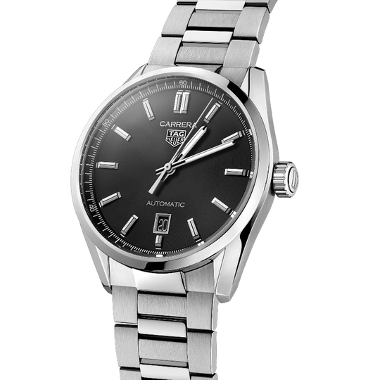 TAG Heuer Carrera med en finbørstet stålkasse og sort urskive. Passer både dame og herre med sin 39 mm stålkasse. Lenke i stål. Automatisk urverk.
