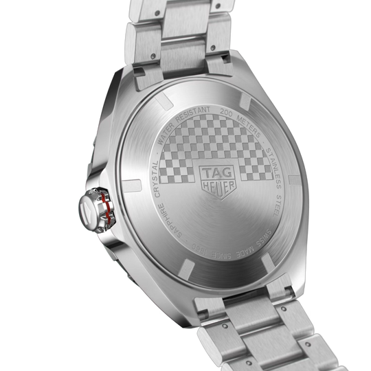 TAG Heuer Formula 1 med calibre 5 automatisk urverk, kasse og lenke i stål og grå sunray tallskive. 200 meter vanntett.