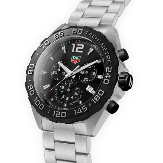 TAG Heuer Formula 1 Chronograph CAZ1010.BA0842 til herre med kasse og lenke i stål og sort skive.