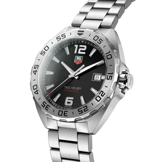 TAG Heuer Formula 1 Date WAZ1112.BA0875 herreklokke med kasse og lenke i stål og sort skive.