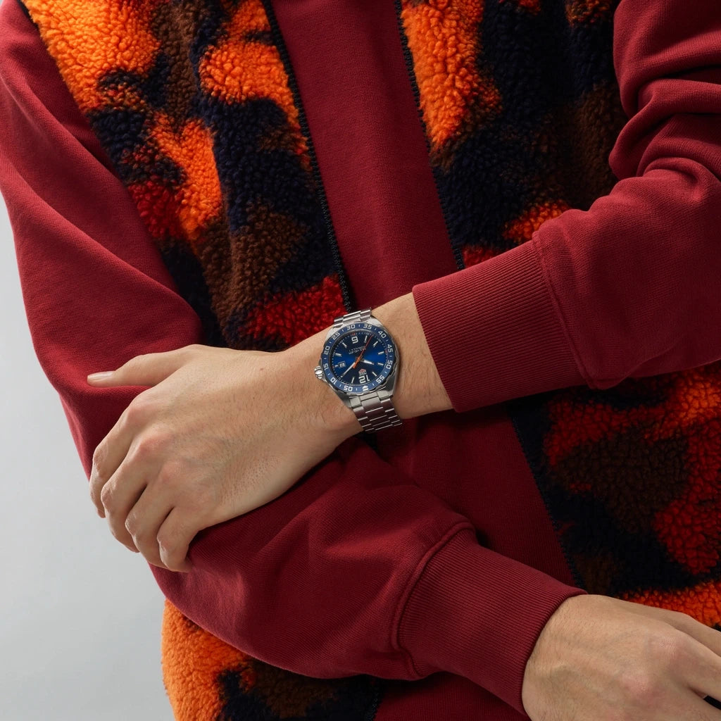 TAG Heuer Formula 1 Date WAZ1010.BA0842 herreklokke med kasse og lenke i stål og blå skive