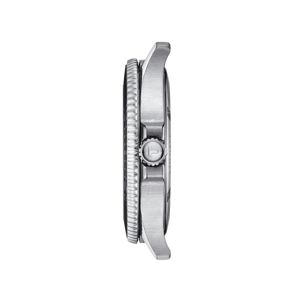 Tissot Seastar 1000 dykkerklokke med robust stålkasse, safirglass og opptil 300 m vanntetthet. 