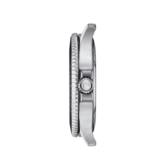 Tissot Seastar 1000 dykkerklokke med robust stålkasse, safirglass og opptil 300 m vanntetthet. 