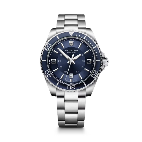 Victorinox Maverick 242007 herreklokke på 43 mm med blå skive og stållenke. 