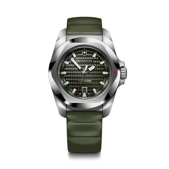 Victorinox I.N.O.X. Automatic herreklokke i stål på 41 mm med grønn skive og grønn rem. 200 meter vanntett.