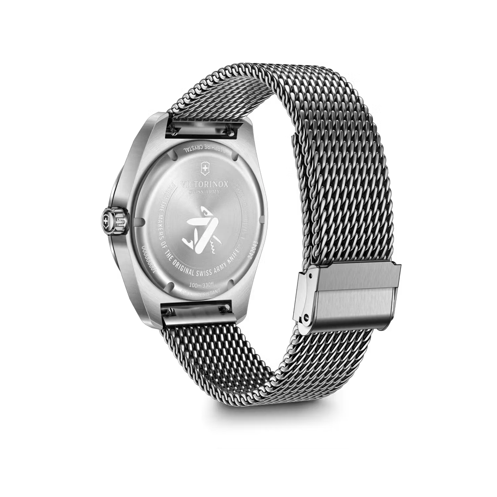 Victorinox Swiss Army 242043 er en herreklokke med quartzverk, sort skive og stållenke. 