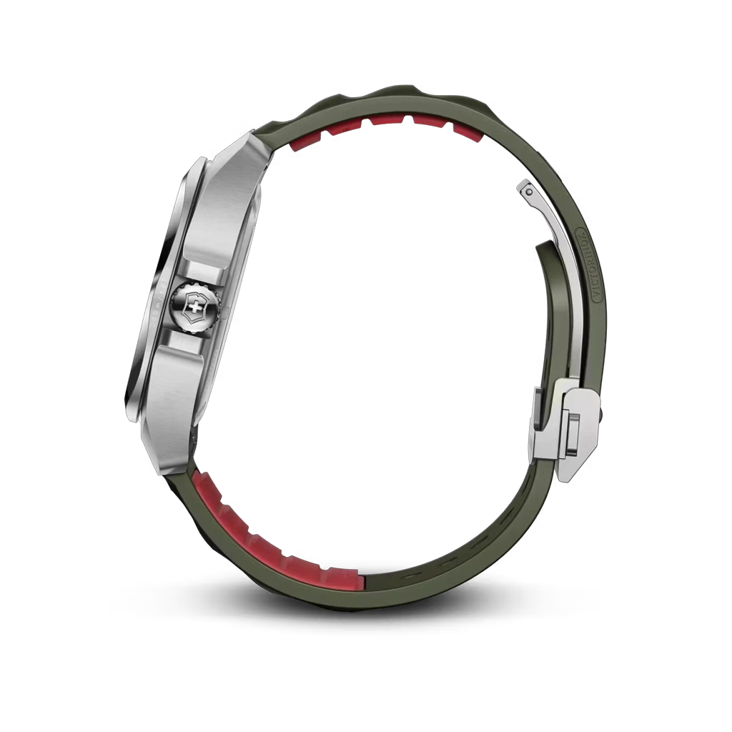 Victorinox I.N.O.X. Automatic herreklokke i stål på 41 mm med grønn skive og grønn rem. 200 meter vanntett.