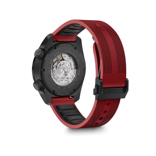 Victorinox Air Pro GMT Automatic herreklokke på 43 mm med GMT-funksjon, sort skive og kasse og gummirem. 