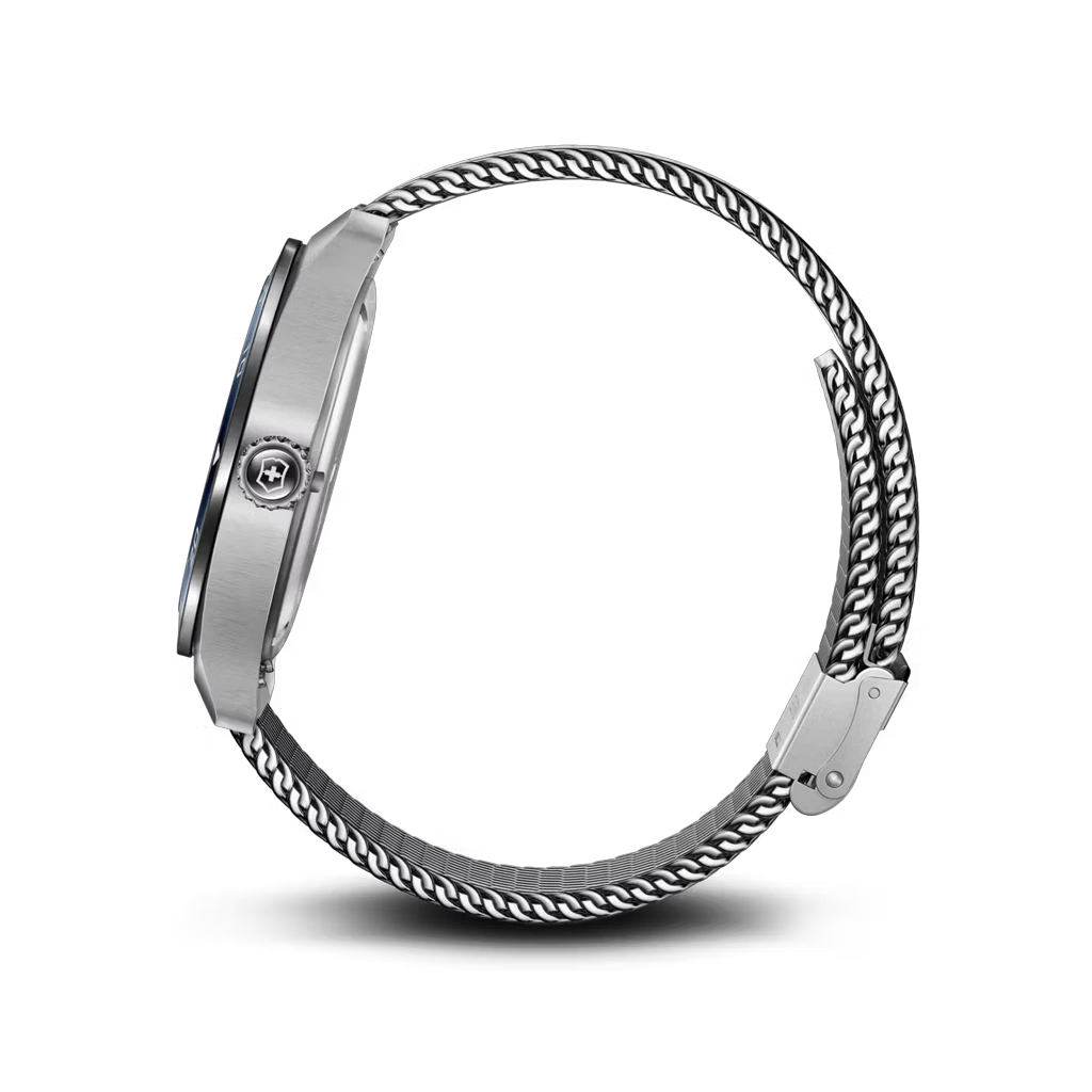 Victorinox Swiss Army Quartz pen herreklokke med blå skive og kasse og meshlenke i stål. 100 meter vanntett.