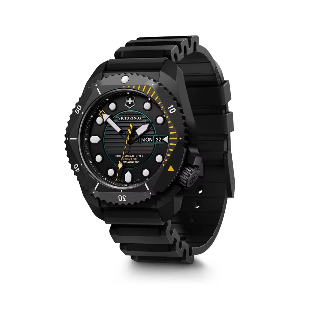 Victorinox Dive Pro Automatic dykkerklokke til herre på 43 mm med automatisk verk, sort tallskive, kasse og gummirem. 300 meter vanntett.