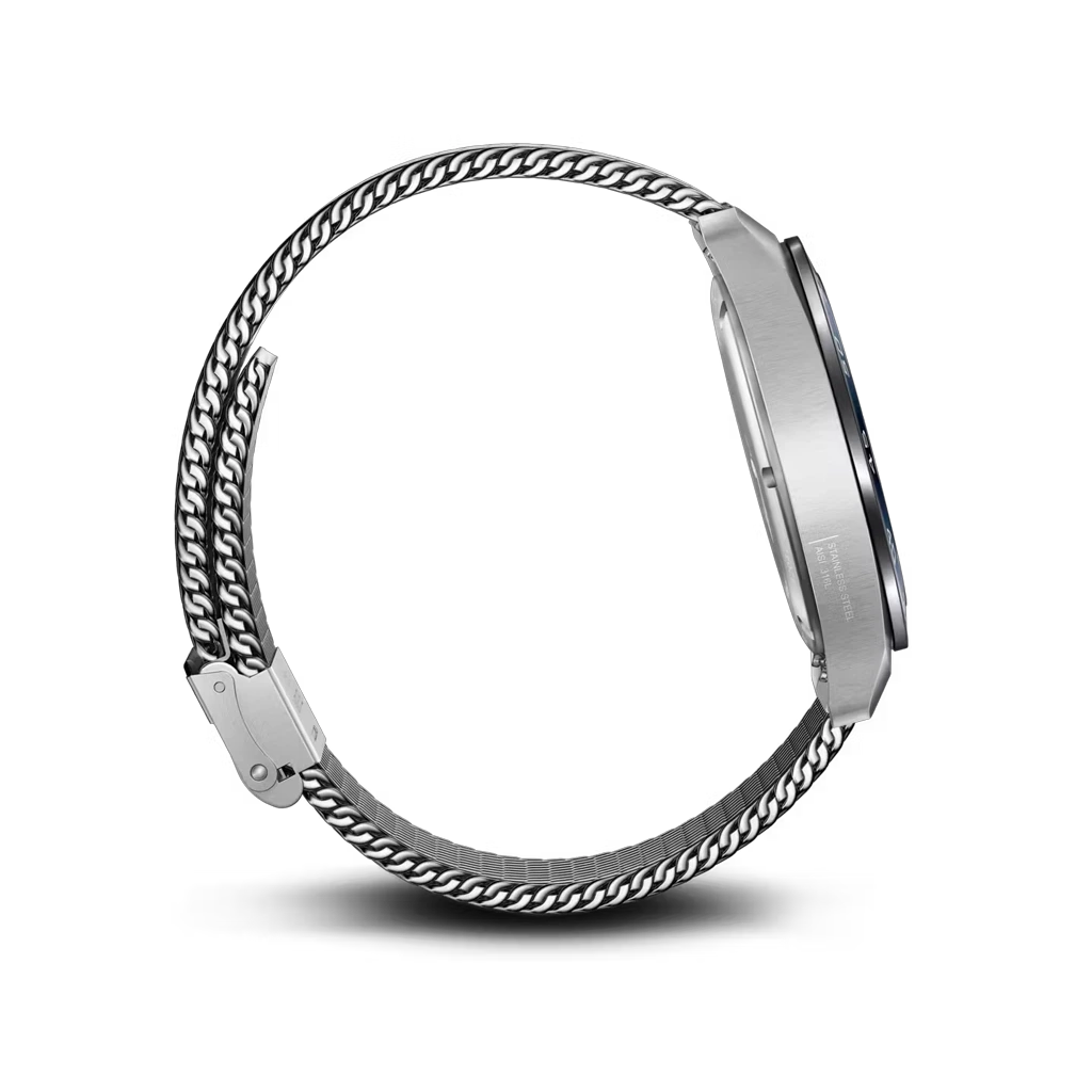 Victorinox Swiss Army Quartz pen herreklokke med blå skive og kasse og meshlenke i stål. 100 meter vanntett.