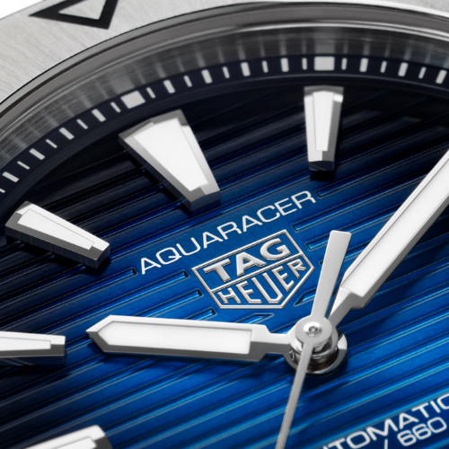 TAG Heuer Aquaracer Proffesional 200 Automatic 40 mm - WBP2111.BA0627 - Urmakerlarsen.no