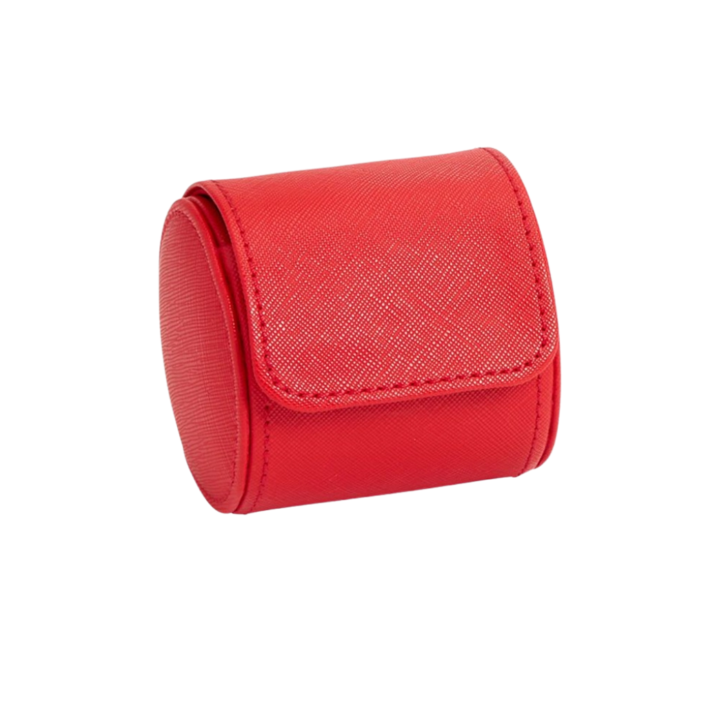 Beskytt klokkene dine med stil mens du reiser med Tutti Frutti Single Watch Roll i rødt. Perfekt for reise og hjemmebruk. Kommer med justerbart lokk.